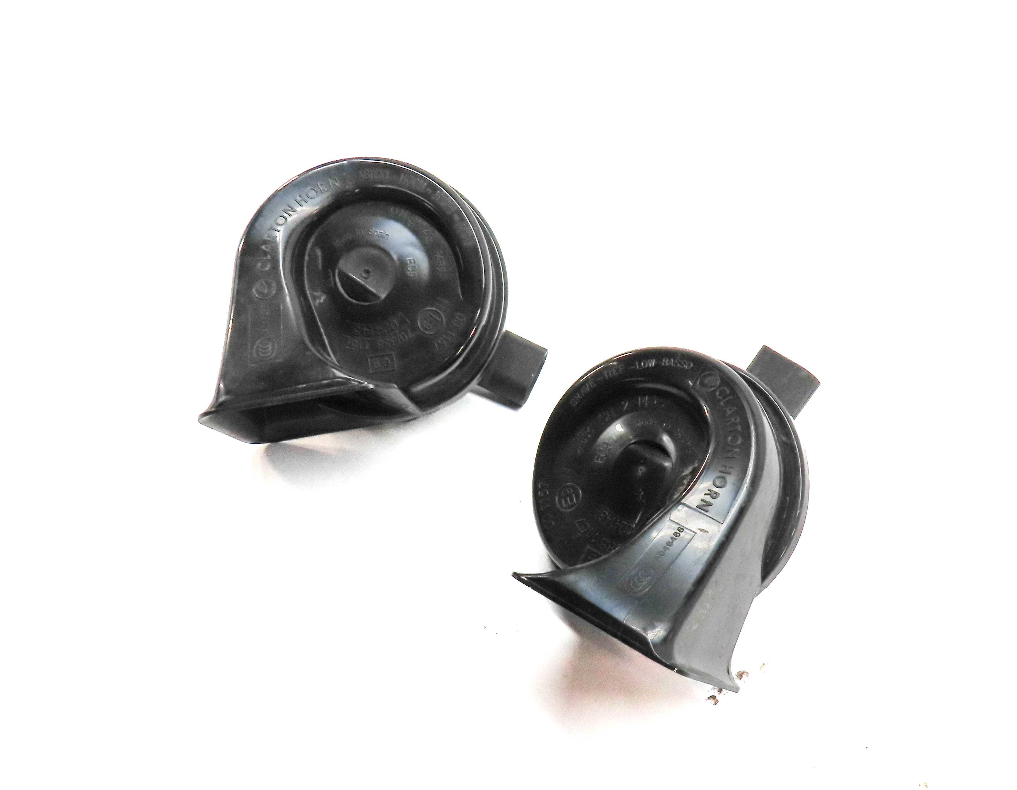2011-2016 BMW 528i 535i 535iGT 550i 550iGT M5 (F10 F07) HIGH & LOW TONE HORN SET — exact item pictured